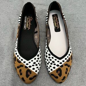 Sketchers Cleo Party Animal Discontinued Flat size 9